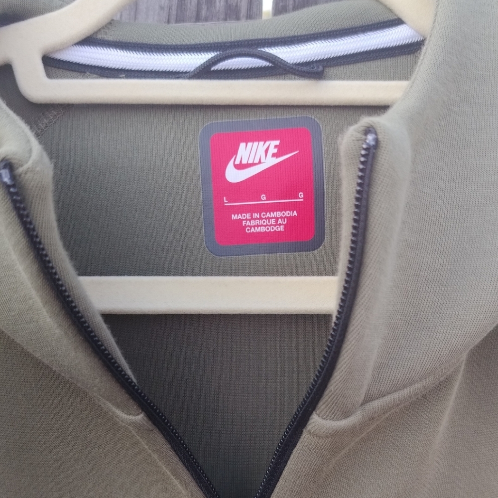 Nike Olive Green Zip-Up Hoodie Tracksuit Set - Picture 2 of 5